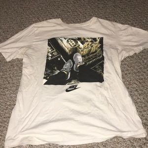 NIKE Shirt